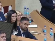 KAD POLITIKA POSTANE PREDSTAVA: “Zamolio bih kolegicu da ne sjedi u krilu ministra”– reakcije ne prestaju