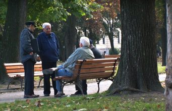 Penzioneri u FBiH: Penzije veće, ali troškovi života i dalje pritiskaju